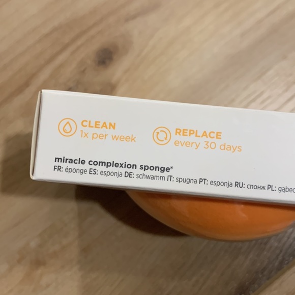 NEW Makeup Sponge Bundle - Picture 4 of 7